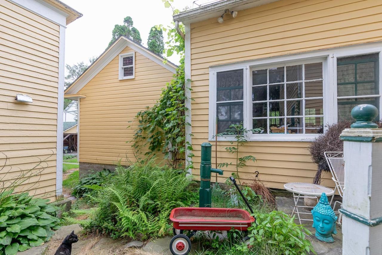 Van Winkle Inn Greenville Bagian luar foto