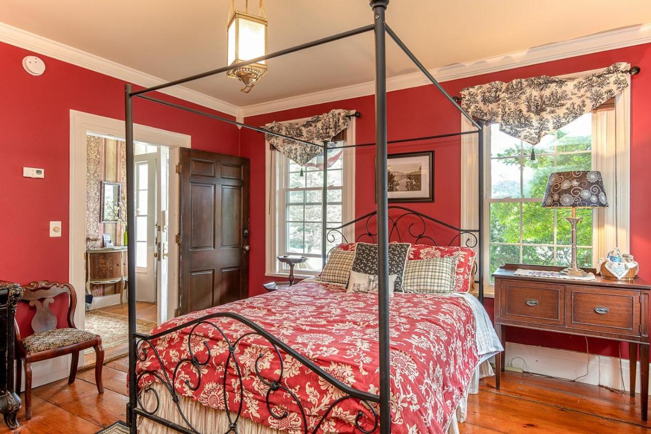Van Winkle Inn Greenville Bagian luar foto