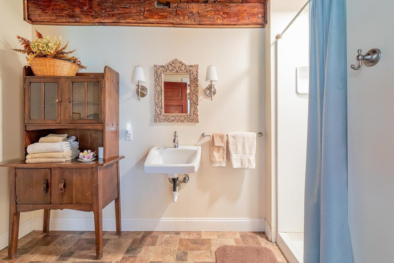 Van Winkle Inn Greenville Bagian luar foto