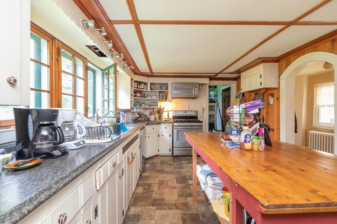 Van Winkle Inn Greenville Bagian luar foto