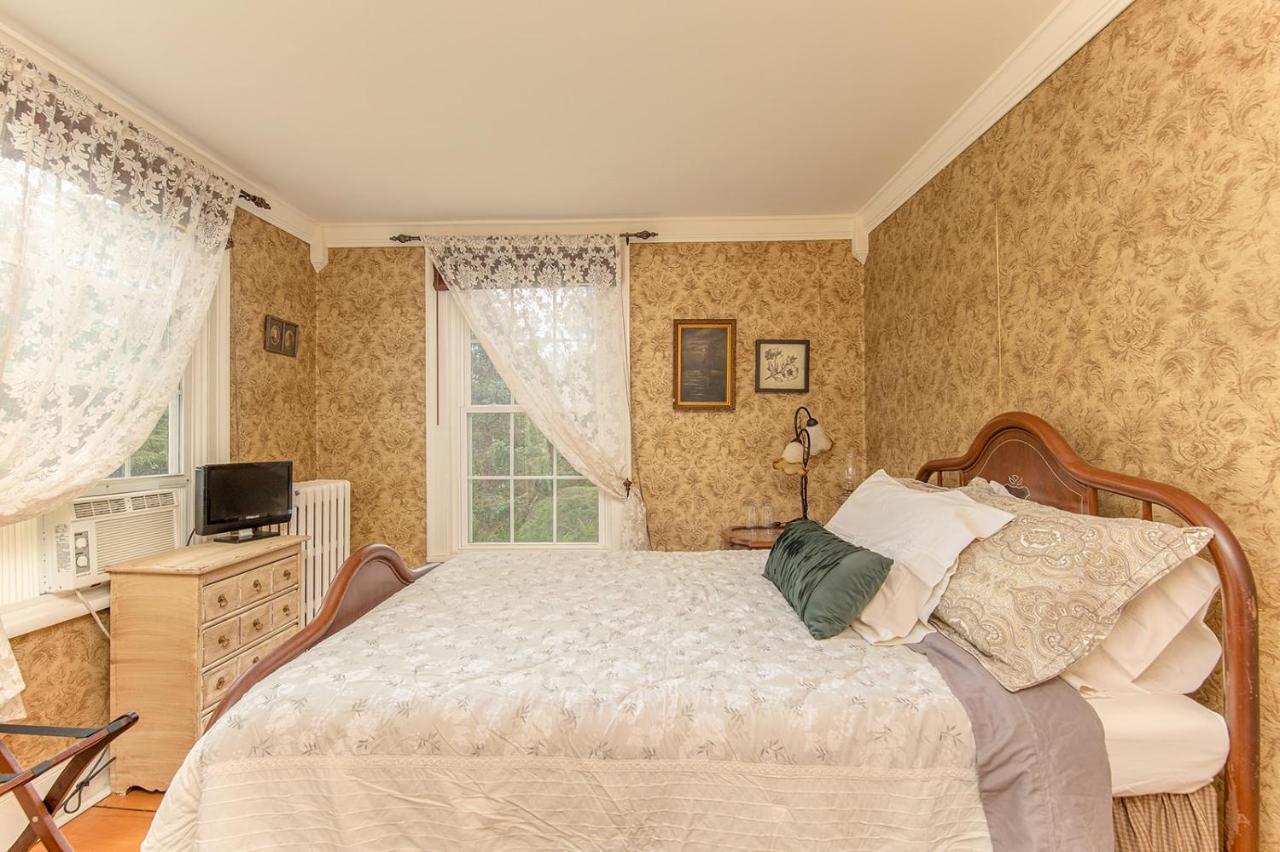 Van Winkle Inn Greenville Bagian luar foto